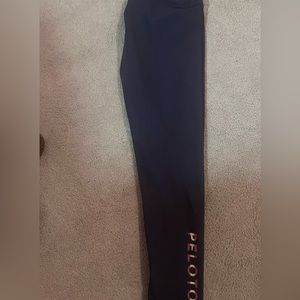 Like new peloton leggings